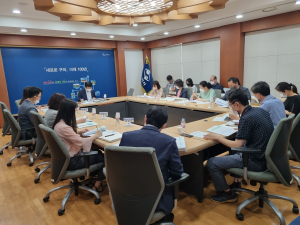 “금리와 물가로 어려움 겪는 서민들 현실 도움 노력”