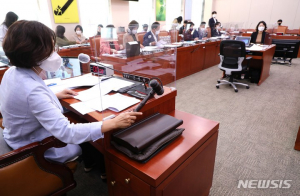  여야 ‘신당역 사건’ 책임 추궁 공방…