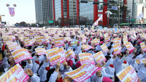 학교 비정규직 총파업…대구 48개교 급식 빵·도시락 대체