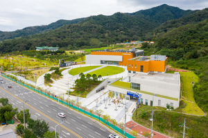 “구미 새마을운동 테마공원, 편리하게 바뀌었어요”