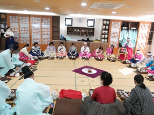 대만 제2 도시 가오슝 팸투어단‚ 수성구 모명재서 한국전통문화체험