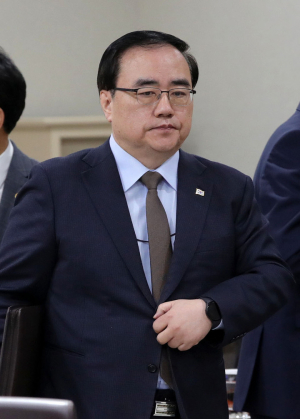 김성한 안보실장 자진 사퇴…외교·안보라인 교체 급물살