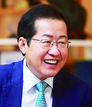 홍준표 “지리산에 초대형 식수댐 만들어 영·호남에 식수 공급해야”