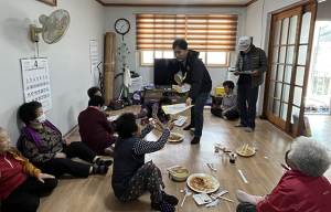 성주군 초전면, 찾아가는 농어촌버스 운행노선 변경 홍보…12일부터 시행