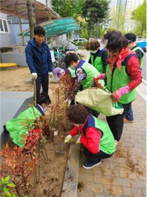 탄소중립 실천을 위한 식목행사 실시