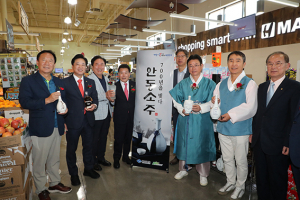 안동시 ‘K-소주 세계화 신호탄’...美 LA서 안동소주 홍보·판촉