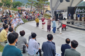 아이구 나으리 살려줍쇼...모의재판극 큰 웃음