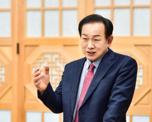 신현국 문경시장, 인구소멸 의식하지 않는 도시 건설