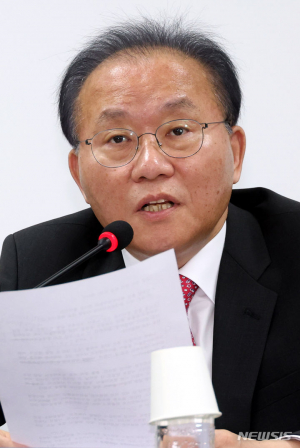 윤재옥, 경북 현역 대거 경선행에 
