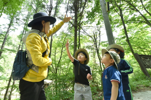 지역주민과 함께 만들며 지키는 “청송군 명품산림”