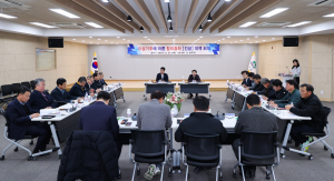 성주군, 이상기후 대비 참외출하 긴급 대책회의 