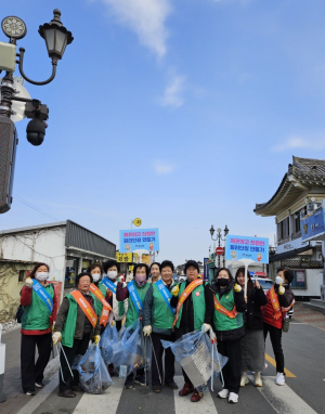 황남동, 깨끗하고 친절한 황리단길 만들어요