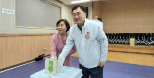 주낙영 경주시장, 제22대 국회의원 선거 사전투표 참여