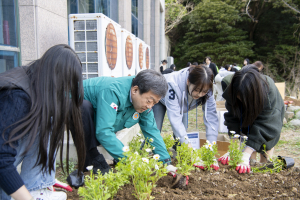 울릉 미래.. 청소년들이 짊어진다