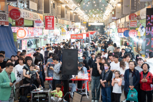 반환점 돈 구미 야시장, 누적 15만 명 방문…