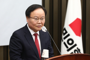 김재원, 최고회의 전략 총괄사령부 만들어 戰士 육성...