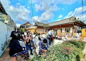 경주 황리단길, 대기업 신입사원 이색연수 장소 각광