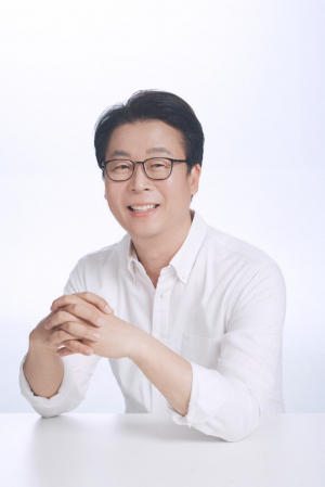 오늘의 정치...정쟁법안은 뒤로 미루고 민생법안부터 서둘러 처리합시다.