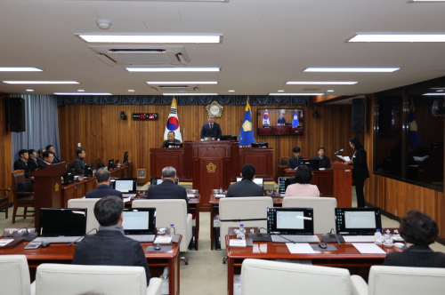 제282회 울진군의회 임시회 개회
