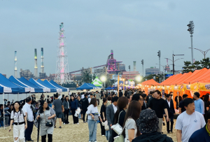 2주간 누적 관람객 10만 명 돌파