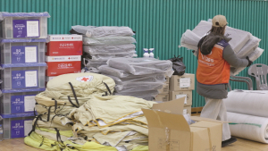 산불 대피소 철수