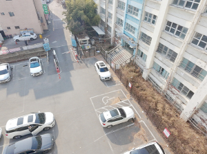 폐교 후 8년···활용방안 못찾는 경신정보과학고 건물