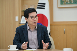 [영덕 원전 르네상스 시대...]김광열 군수와의 일문일답
