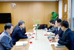 울릉군수, 경북도 행정부지사ㆍ예산담당관 면담