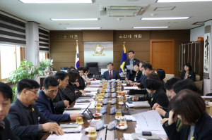 청도군의회 의원 정례간담회 열어