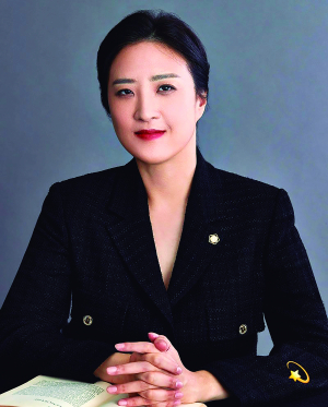 ‘단군 이래 최악의 방탄’에 멈춘 국회…