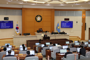 포항시의회 제2차 본회의 안건 의결 폐회