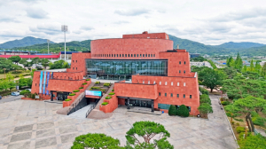 김천시문화예술회관, 전면 리모델링 마치고 재개관!