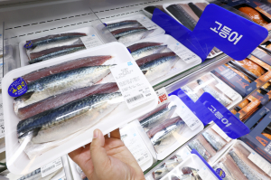 오징어·갈치에 광어까지 올라… 수산물값 '들썩'